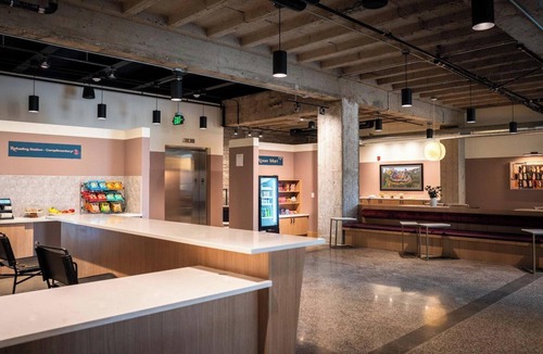 Downtown Minneapolis Apartment | Roami at Century Plaza | 2BR 2BA Loft | sleeps 6