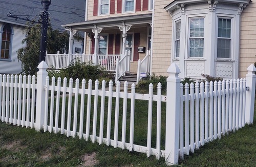 Robbinsville House | Robbinsville, NJ town center