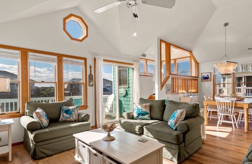 Ocean Sands House | Robyn's Nest: Oceanside | Hot Tub | Pool & Tennis Access | Short Walk To Beach