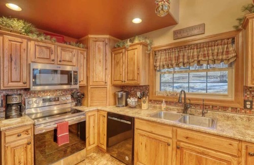 Lead House | Rocky Ridge Lodge – A Black Hills Escape for Family & Friends!