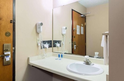 Red Wing Hotel | Rodeway Inn Red Wing