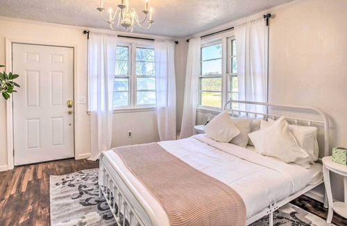 Sellers Cottage | Romantic cottage -- near Myrtle Beach