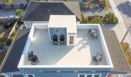 Surf City Apartment | Roof Top Terrace, Elevator, Luxury! Sirens Seaside
