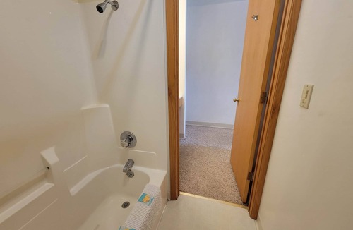 Cresco House | Room 20 At The Cresco Motel