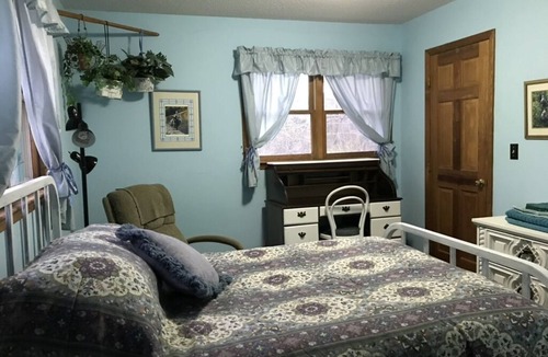 Chapel Hill House | Room on Organic Family Farm Twenty Minutes From Chapel Hill