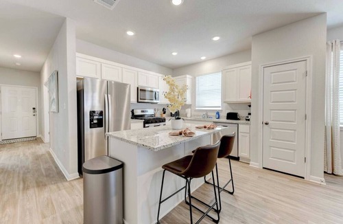 Round Rock House | Round Rock Executive Suite