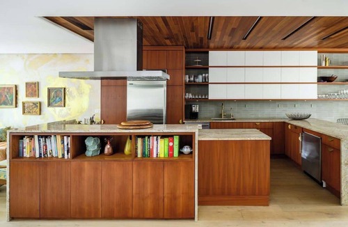 Crown Heights House | Rove Travel | Pacific Row | Duplex w/Backyard