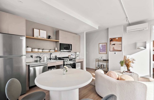 Greenpoint Apartment | Rove Travel | Seren 205 | Cozy Apt w/Balcony