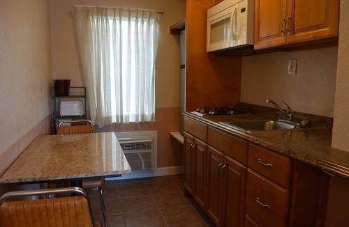 Wildwood Hotel | Royal Court Motel