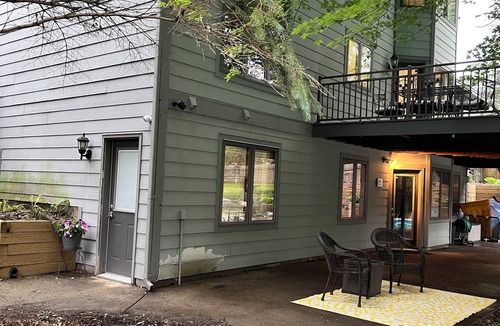 Shoreview Apartment | Royal Oaks Retreat w/Keyless Entry & Pool Access
