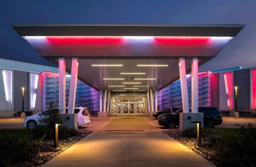 Columbus Hotel | Running Aces Hotel & Casino, Trademark Collection by Wyndham
