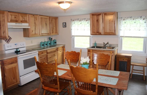 Stanardsville Cabin | Rural Cabin along Swift Run River, ten minutes from Shenandoah National Park.