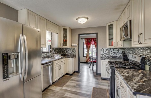 Capron House | Rural Family Retreat w/Deck & Yard in Capron!