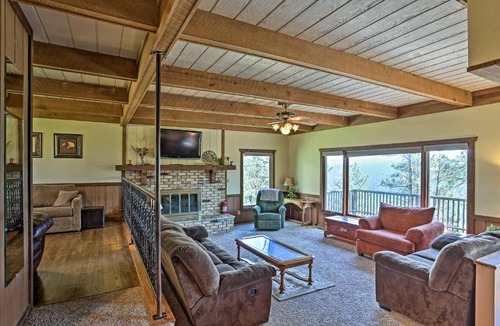 Colonial Pine Hills House | Rustic Black Hills Retreat w/Expansive Views