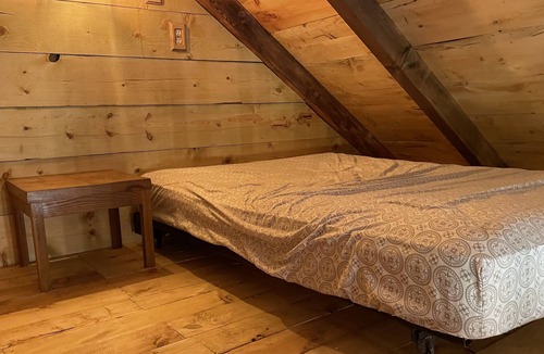 Kesley Cabin | Rustic Cabin w/pond. Secluded in the woods with walk in access.