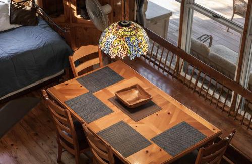 Great Cacapon Ski Chalet | Rustic retreat w kitchen & deck