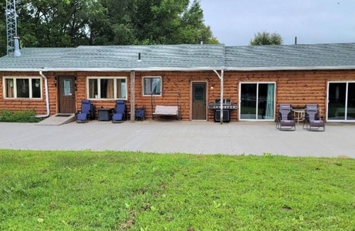 St. Joseph Cabin | Rustic Waterfront 2 BR Cabin Stunning Sunset View!