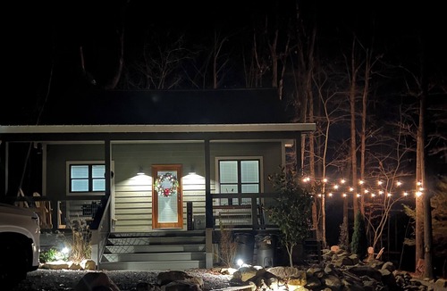 Tracy City House | S'mores & More Tiny House - Tracy City