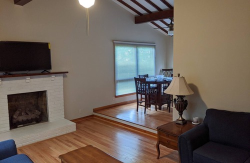 Scottsboro House | s1. Beautiful home in historic Scottsboro w/pool