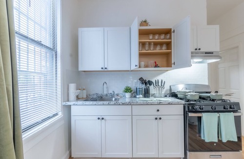 Hoboken Apartment | Sage Stay by Train+We Pay Half Parking. Sleeps 10+Central to all ✨20% OFF 7days✨