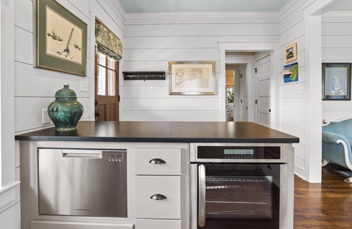 Oriental Cottage | Sailor's Retreat Cottage - Charming two-bedroom!