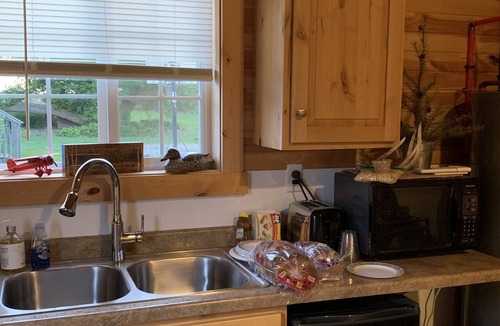 Hamlin County Bed & Breakfast | Salt and Light Retreat for Overnight Stays in Rural South Dakota