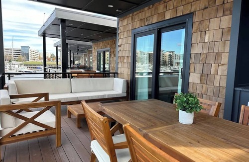 Downtown Wilmington Villa | Saltwater at The Cove Riverwalk Villas