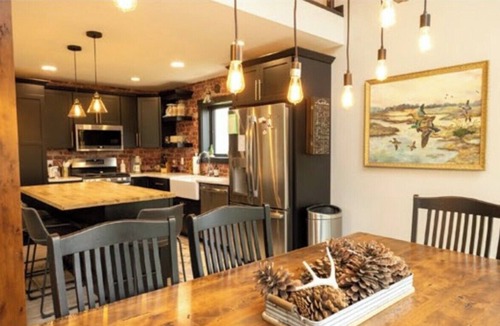 Buffalo County Cabin | Sandhill Crane viewing experience of a lifetime in Nebraska on the Platte River!