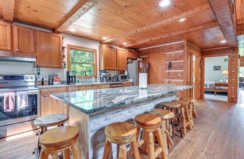 Clarklake Cabin | Sauna & Cold Plunge! Custom-Built Clarklake Cabin