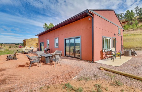 Rapid City Apartment | Scenic Black Hills Escape: 17 Mi to Mount Rushmore
