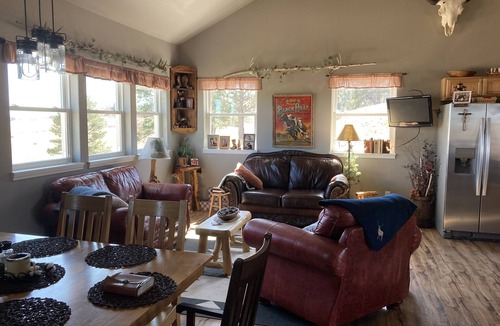Belle Fourche House | Scenic Ranch Country Retreat, 10 miles from town