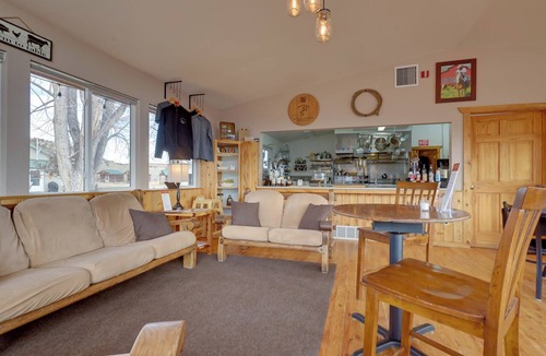 Thermopolis Apartment | Scenic & Unique Country Retreat in Thermopolis!
