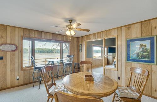 Fulton House | Scenic Views & Yard: Mississippi River Retreat!