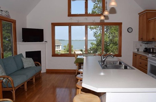 Deep Hole House | Scooby Dunes- Waterview w/Shared Water Access