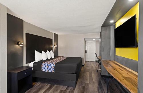 Windsor Park Hotel | Scottish Inns Austin North