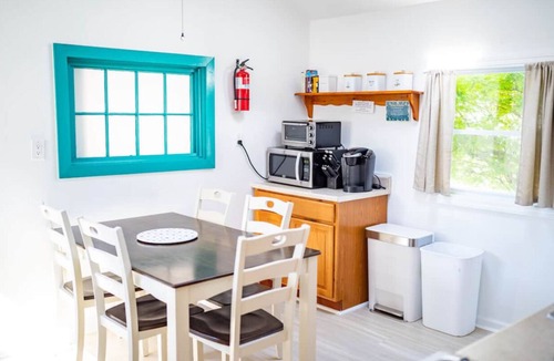 Sea Bright House | Sea Bright Beach House Sleeps 6 Perfect for a Family with little ones!