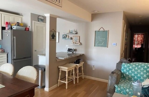 Sea Isle City Condo | Sea Isle is at its best in this Bright, Charming 2 bedroom, 1.5 bath Condo