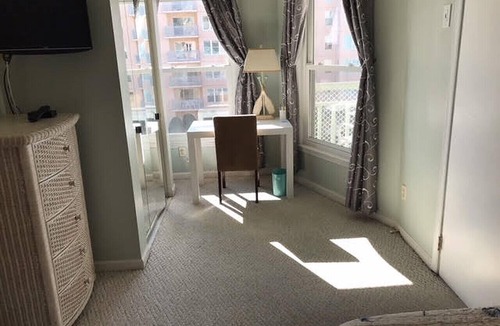 Diamond Beach Condo | SEAPOINTE VILLAGE - Newly redone Beachfront Getaway!