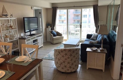 Diamond Beach Condo | SEAPOINTE VILLAGE - Newly redone Beachfront Getaway!