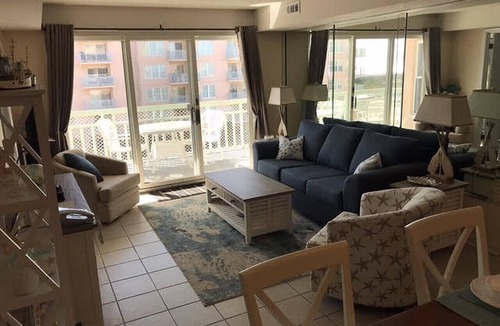Diamond Beach Condo | SEAPOINTE VILLAGE - Newly redone Beachfront Getaway!