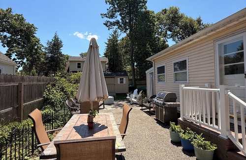 Brielle House | Seaside Escape - Near Beach & Town