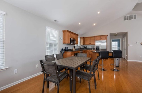 North Wildwood House | Seaside Sanctuary: 5 Bedroom Weekly Vacation Retreat with Pool, Deck, and Beach