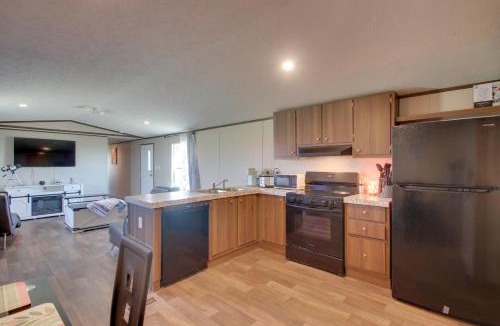 Canadian County House | Secluded El Reno Retreat w/Private Fishing Lake!