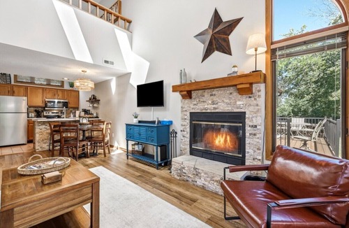The Galena Territory Villa | Secluded Townhome 15 min from Downtown