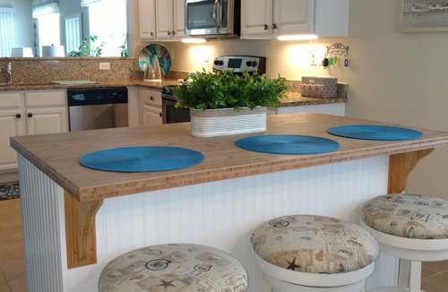 Ocean View Condo | SERENE COASTAL SETTING!