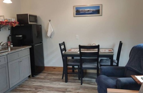 Hyde Park Apartment | Serene Country Cabins 5 in the heart of Vermont