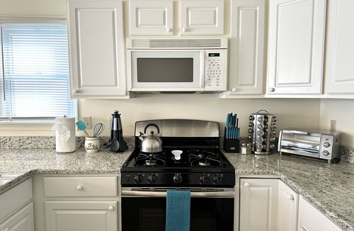 Atlantic City House | Serene Seaside Home just one block from the Water