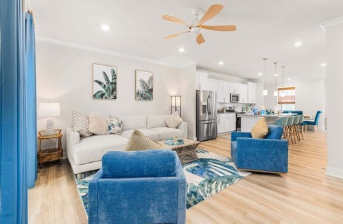 Caine Woods House | Serenity by the Sea | Townhome + Kid Friendly Loft