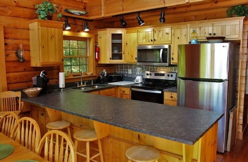Tuckasegee Cabin | Serenity on Cedar-Lakefront Log Cabin- 10 boats, Foosball, Swim, Fish & Boat