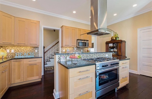 Ocean Grove House | Seven Bedroom Turn-of-the-century Grand Victorian